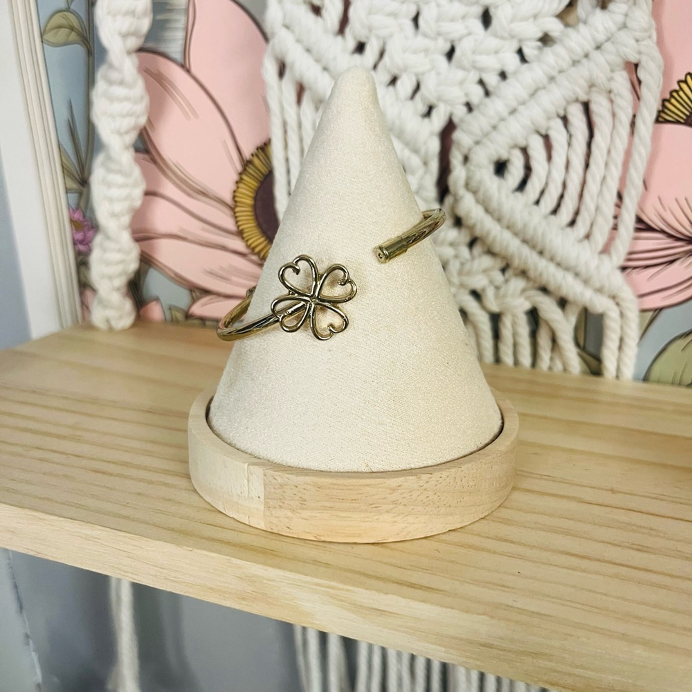 Women's Unbranded‎ Gold Clover Bangle Bracelet One Size